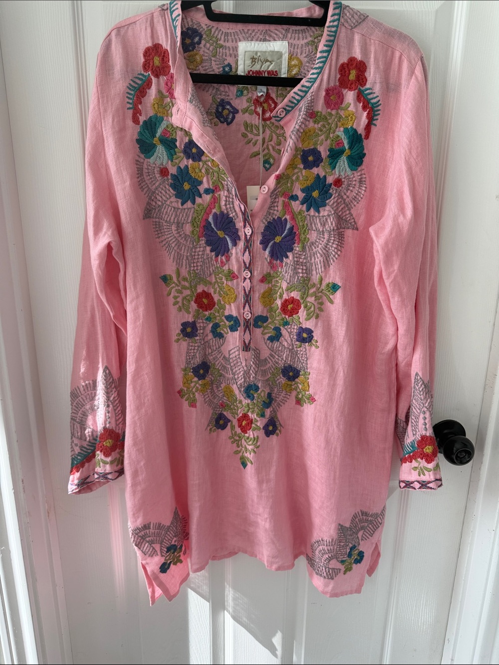 NWT Johnny Was Pink Embroidered Floral Tunic